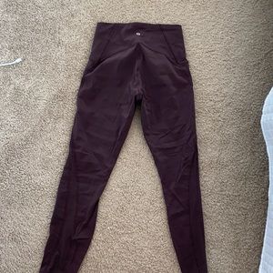 Train Times 7/8 Lululemon Leggings Size 6